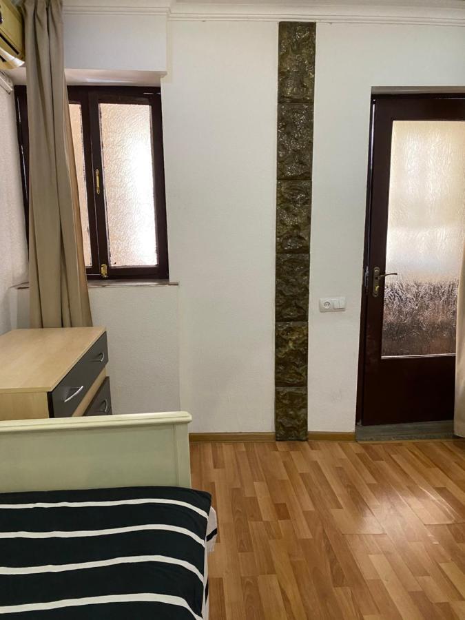Guest House Kipiani Tbilisi Exterior foto